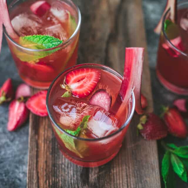 Homemade Strawberry Rhubarb Soda (Naturally Fermented)