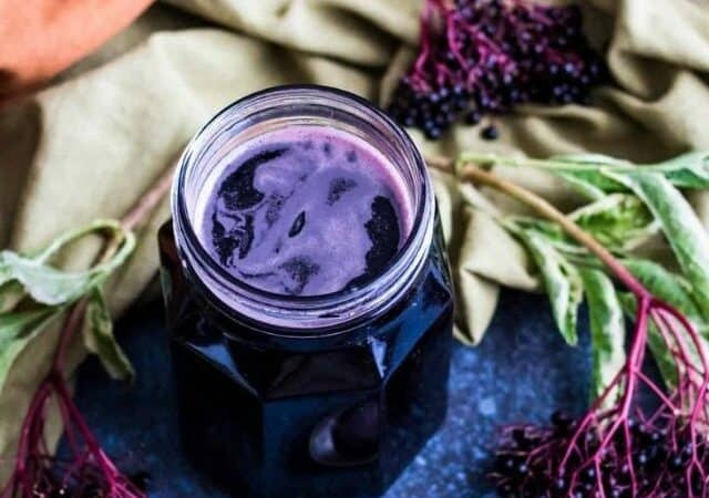 elderberry syrup in mason jar