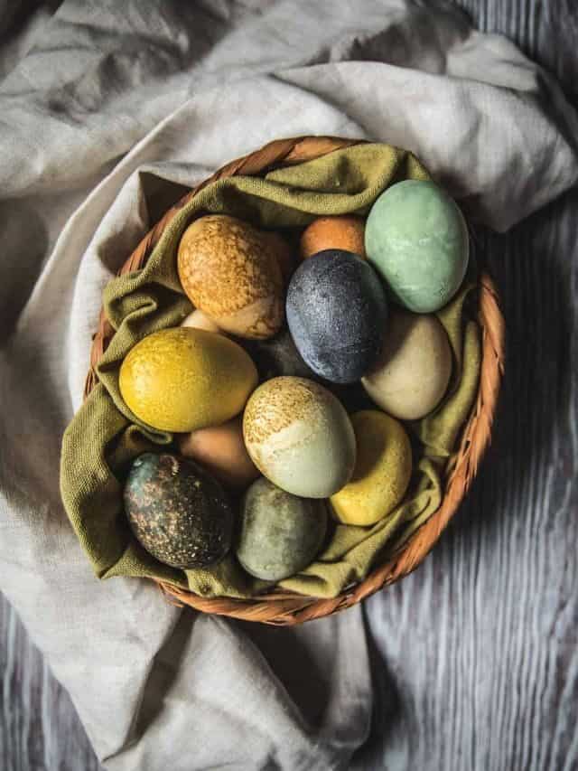 How to Make Natural Egg Dye With Herbal Tea